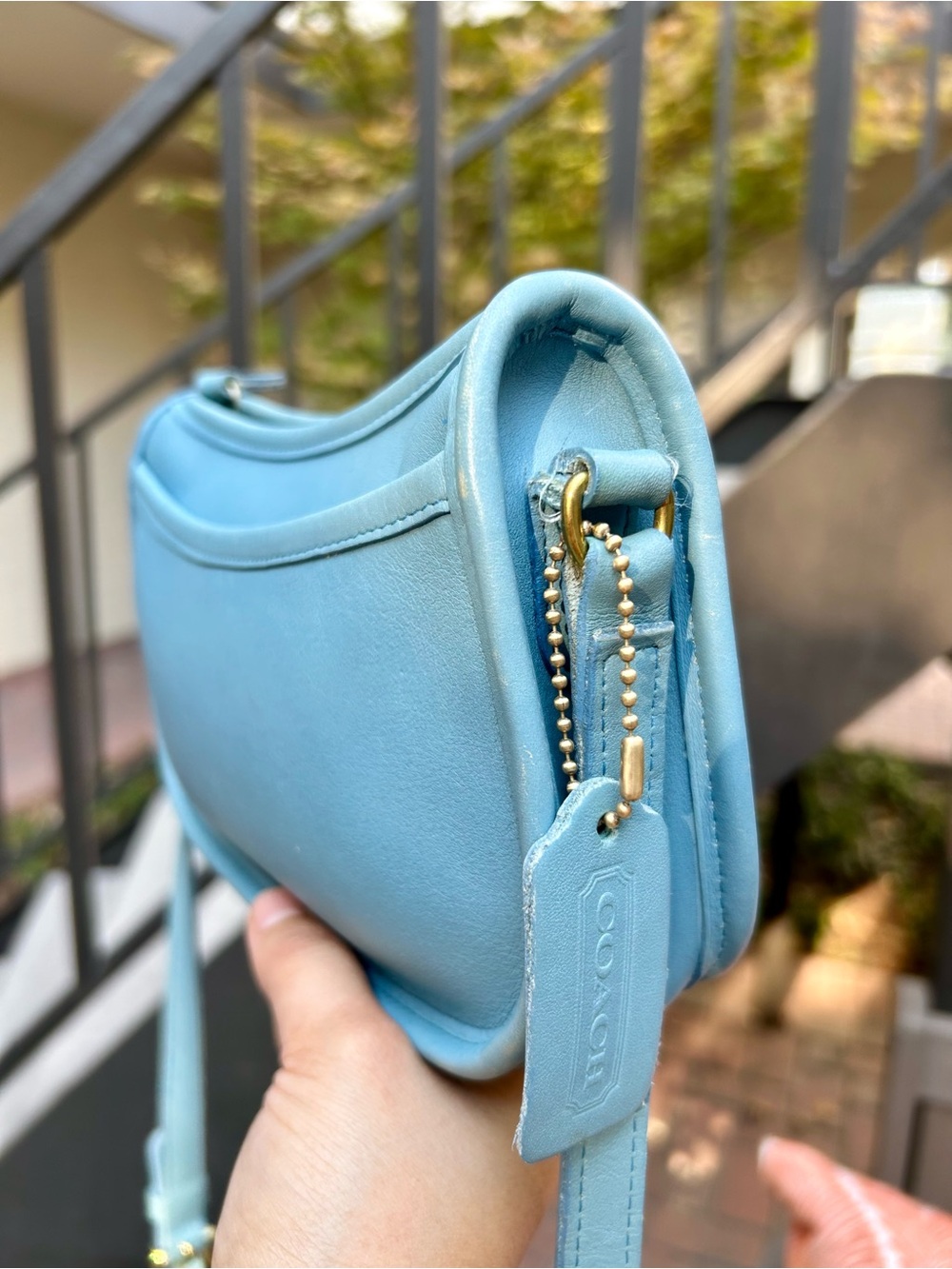Vintage Coach Wendie Glacier Crossbody Shoulder Bag Purse #9031 - Picture 3 of 15